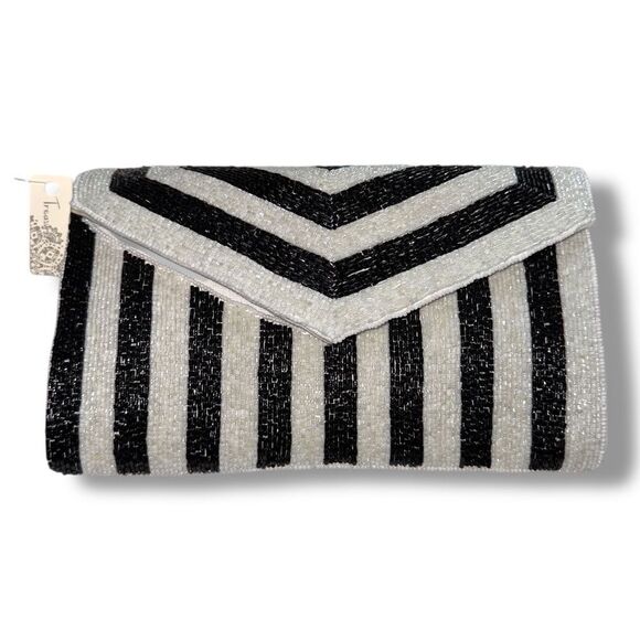 BG Studios Treasures Black & White Beaded Crossbody Bag - Picture 1 of 6
